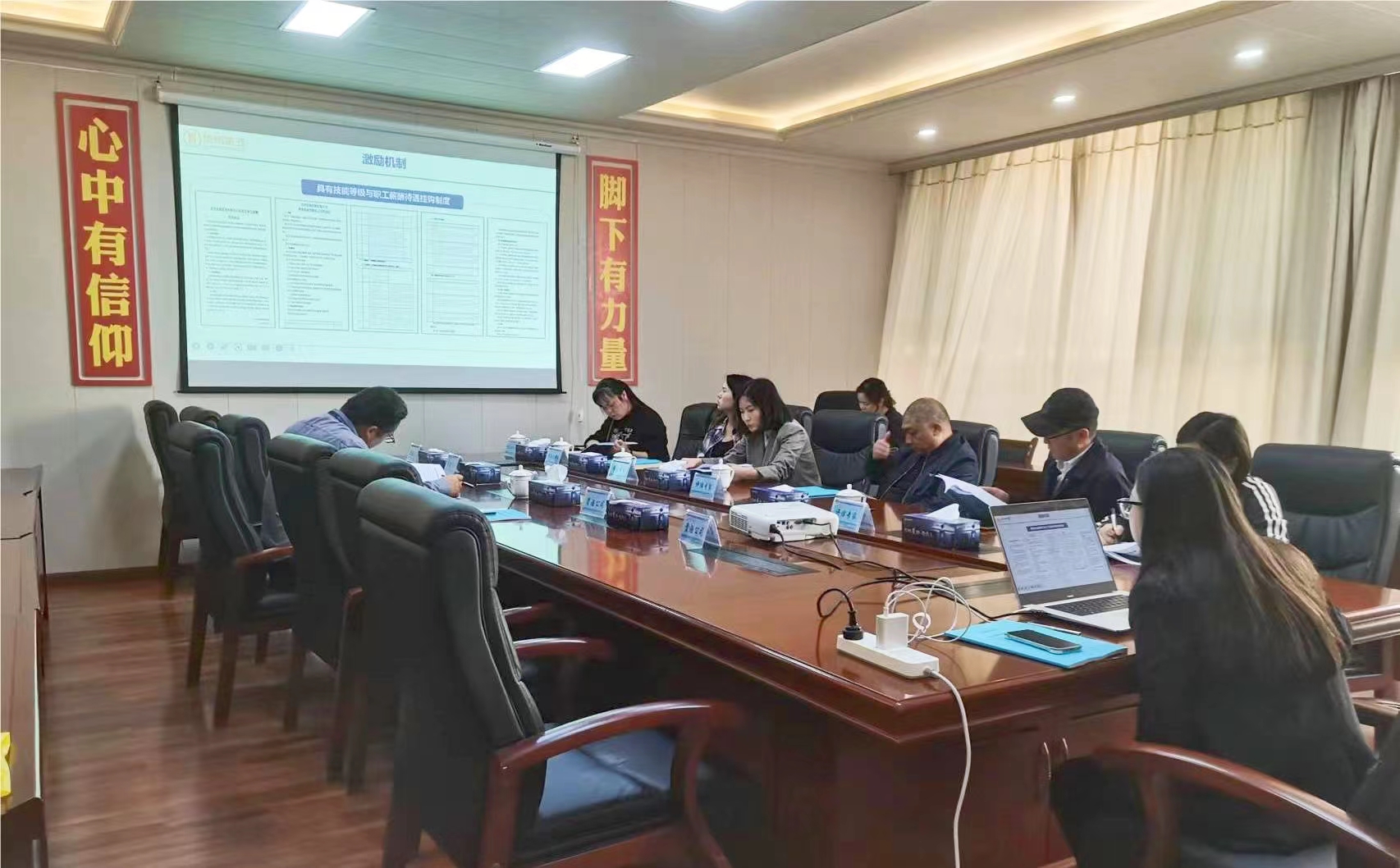 34281386.jpg 34281386.jpg